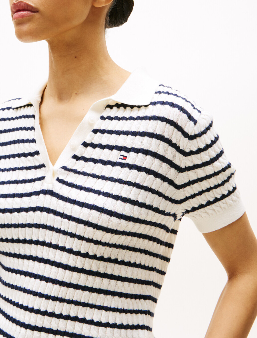 maglione a maniche corte in maglia a trecce