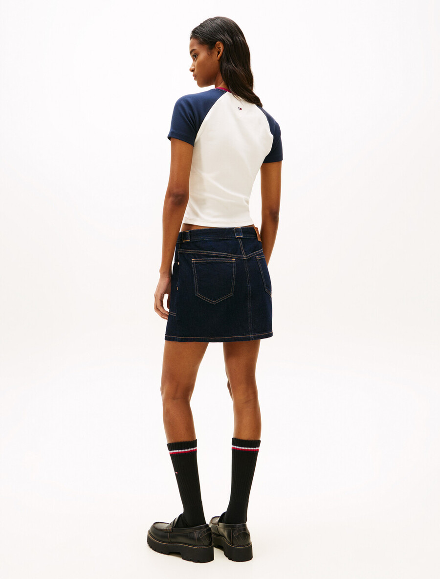 t-shirt a maniche raglan slim con logo