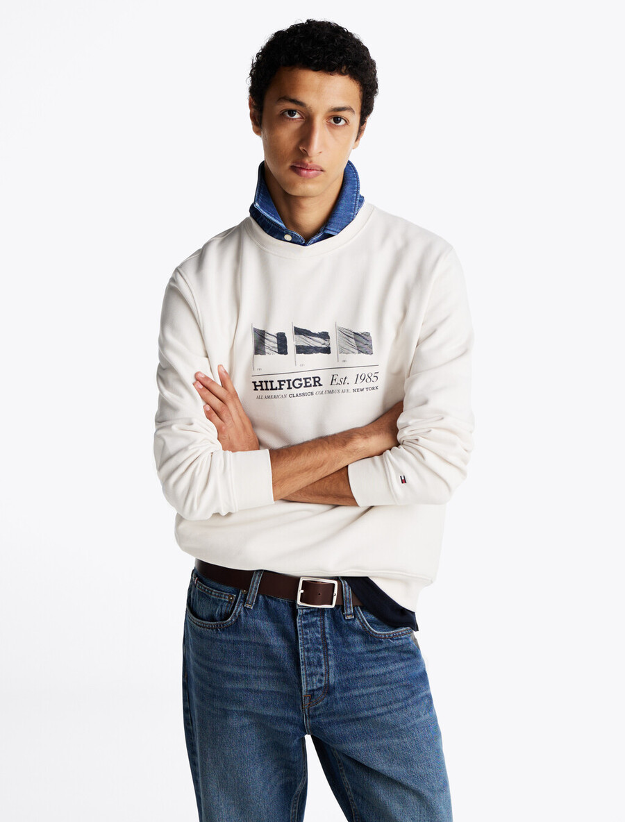 felpa con bandiere hilfiger