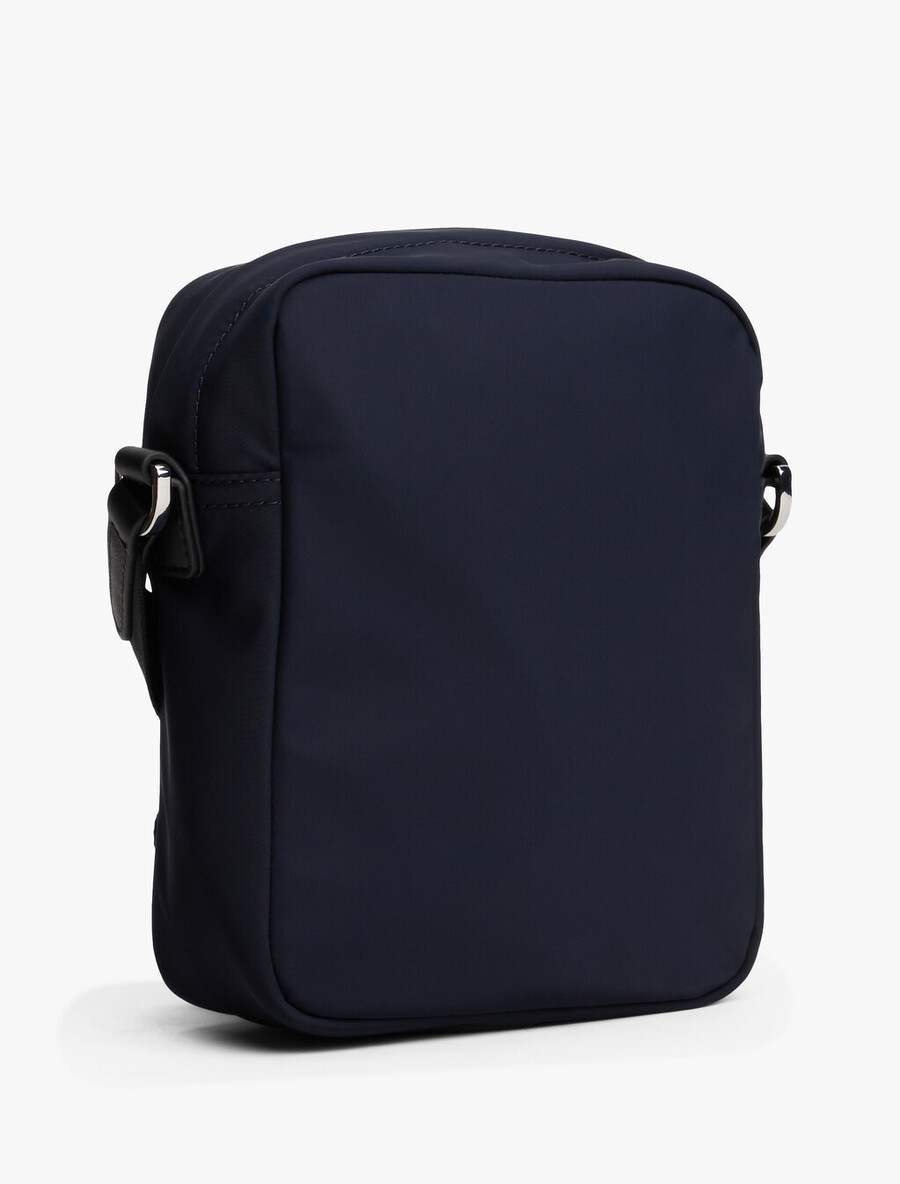 borsa a tracolla con logo applicato