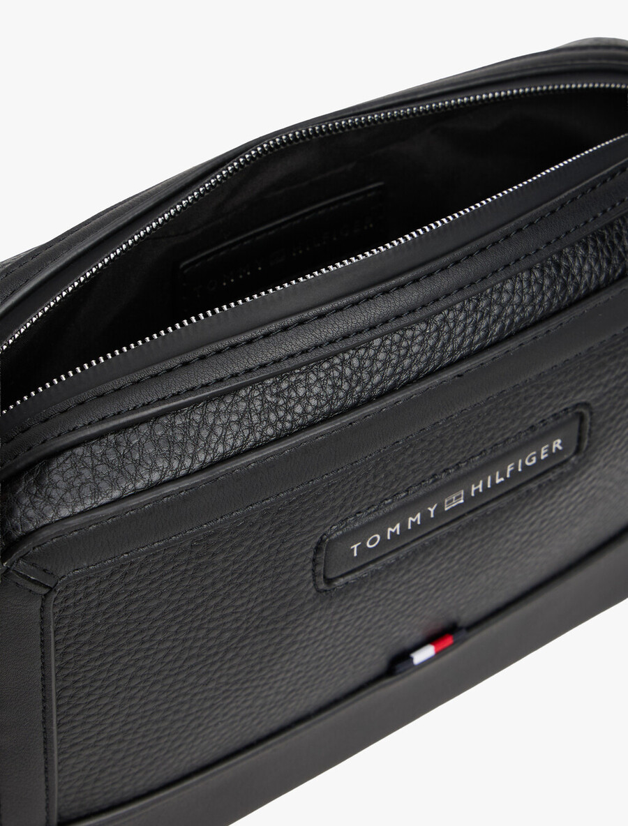 borsa a tracolla con logo pebble grain