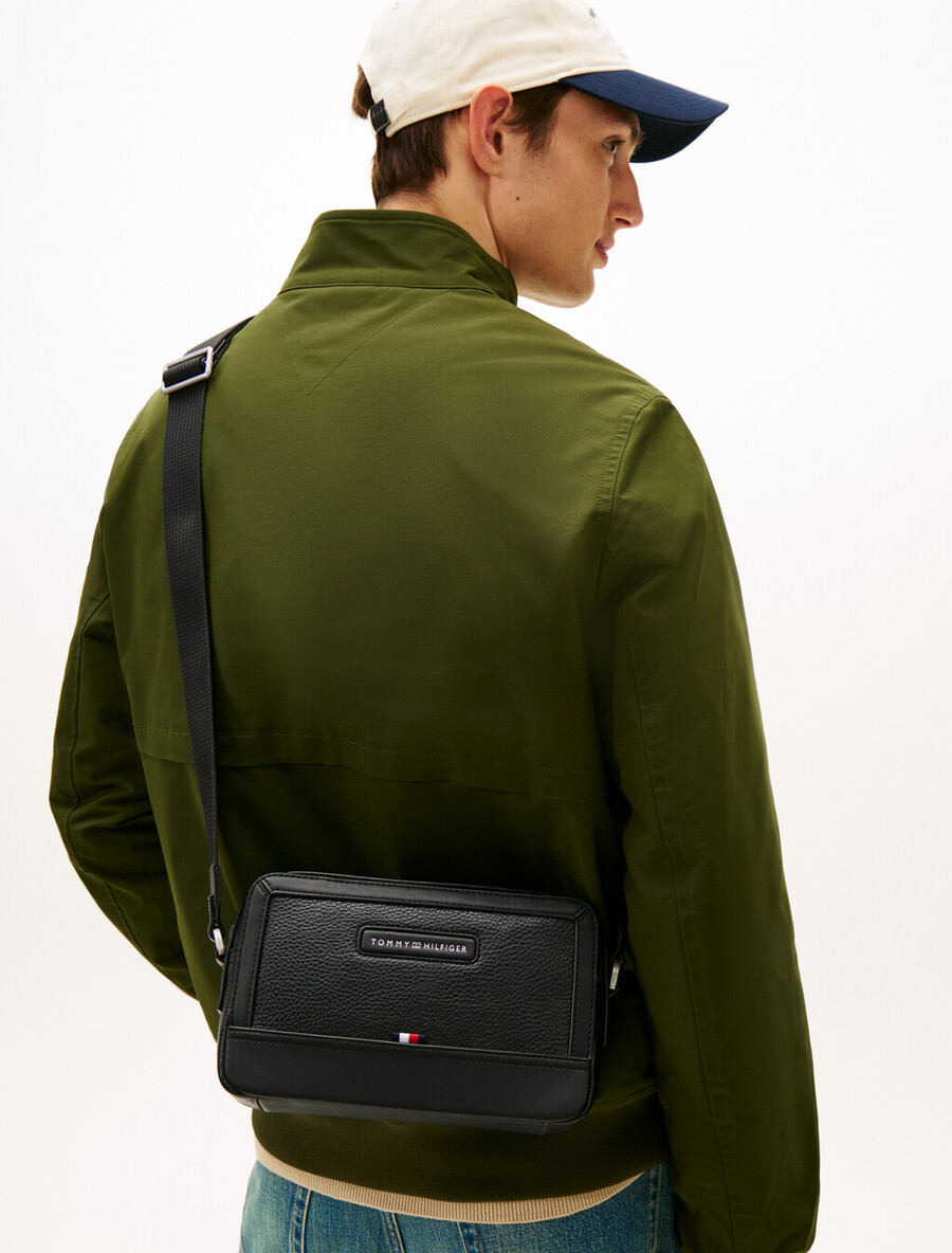 borsa a tracolla con logo pebble grain