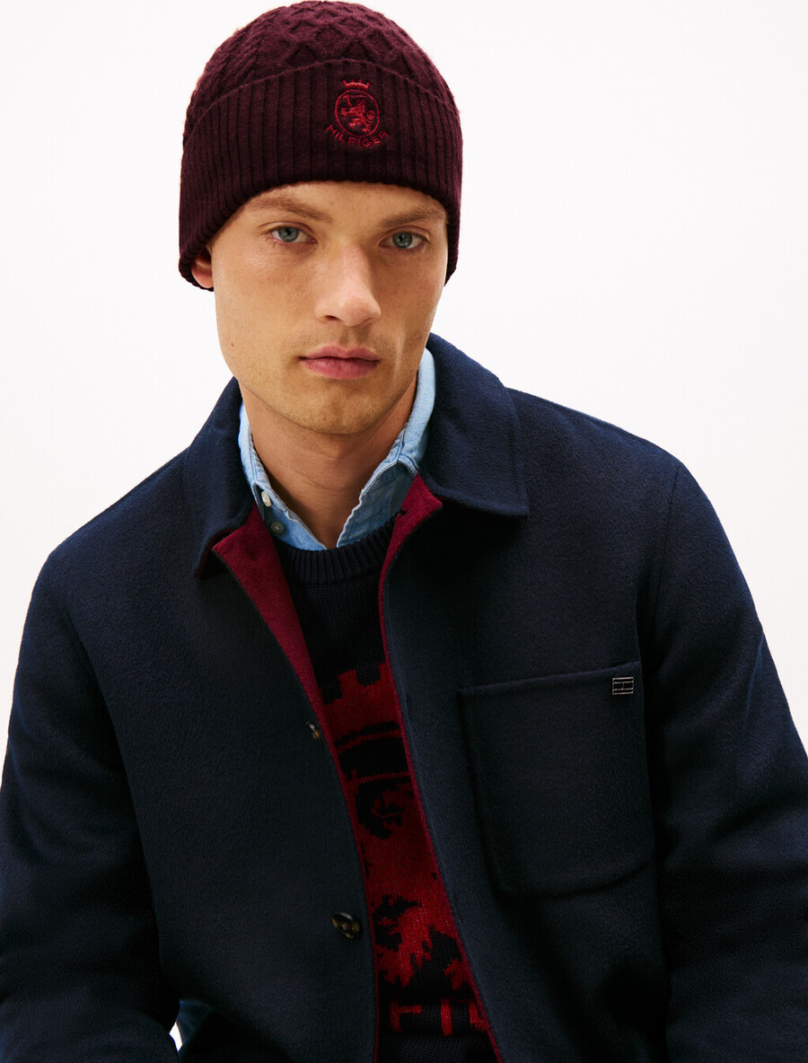 berretto in maglia a trecce th crest
