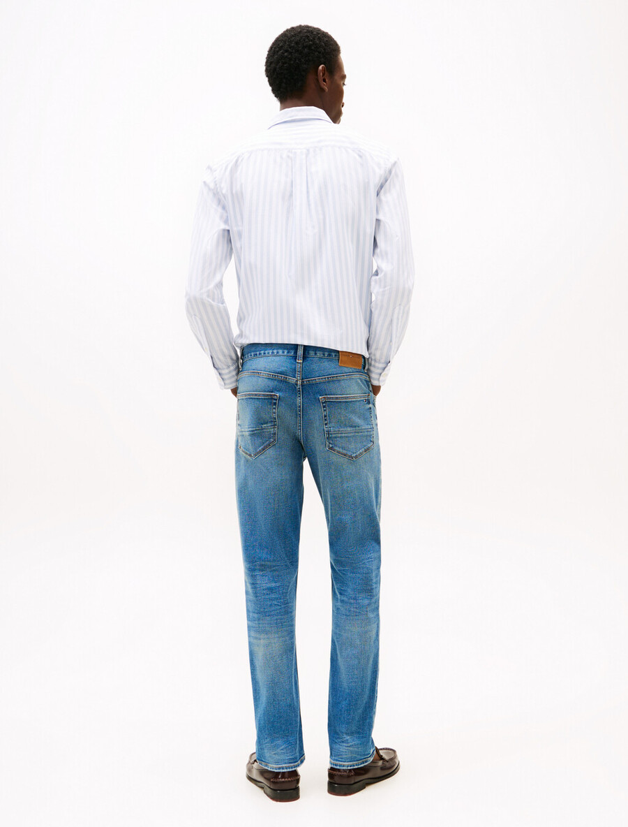 jeans a gamba dritta con baffi