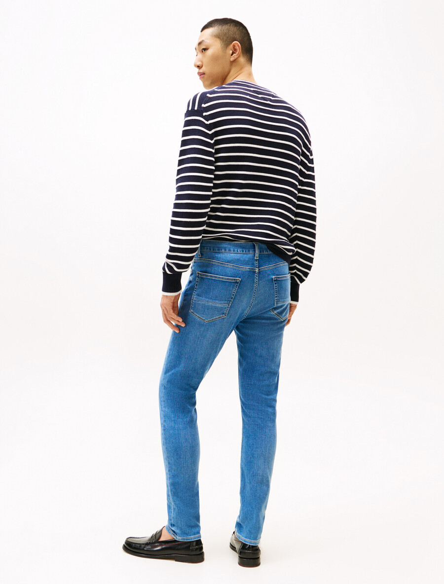 jeans dritti e rilassati sbiaditi