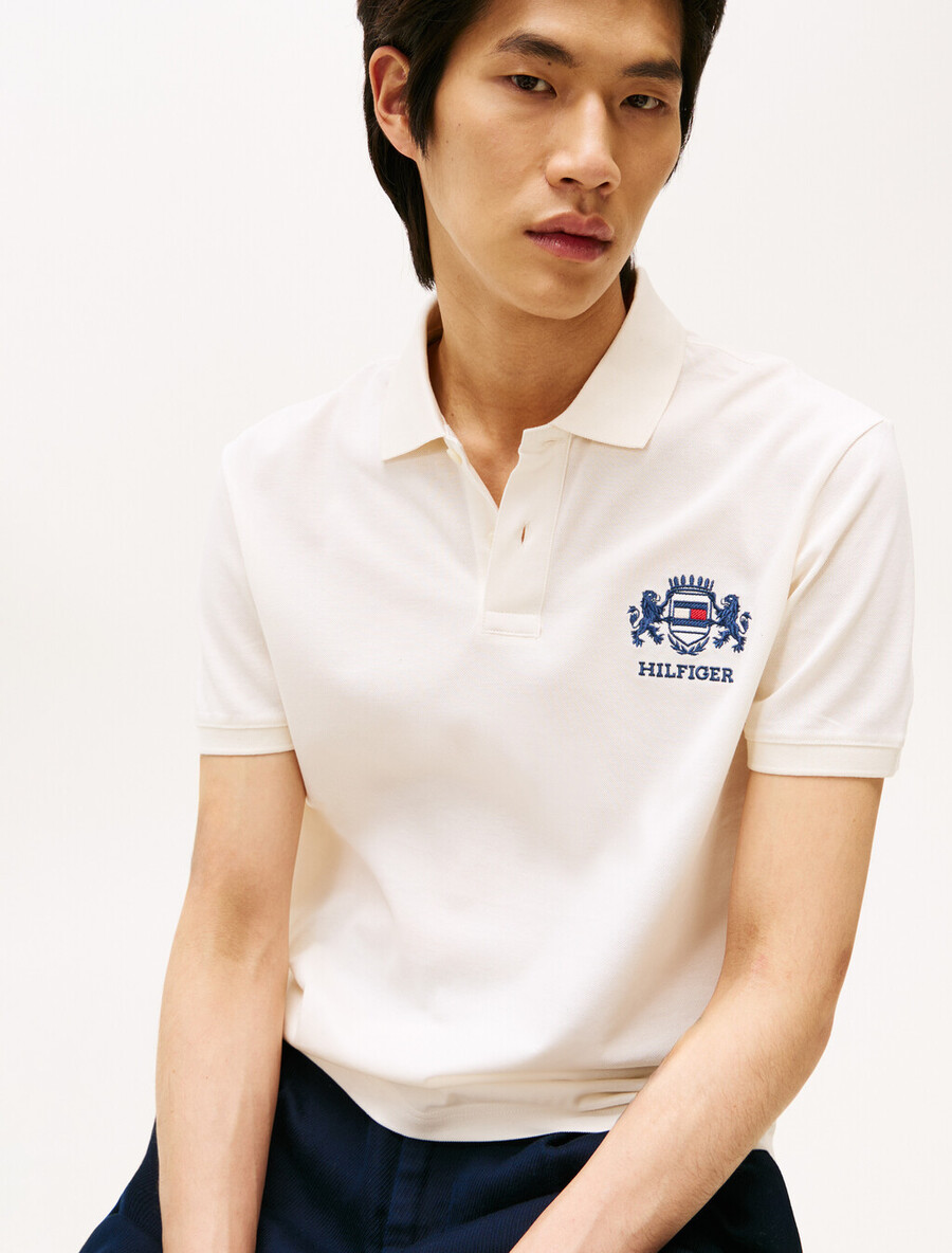 polo con ricamo del logo vestibilità regolare