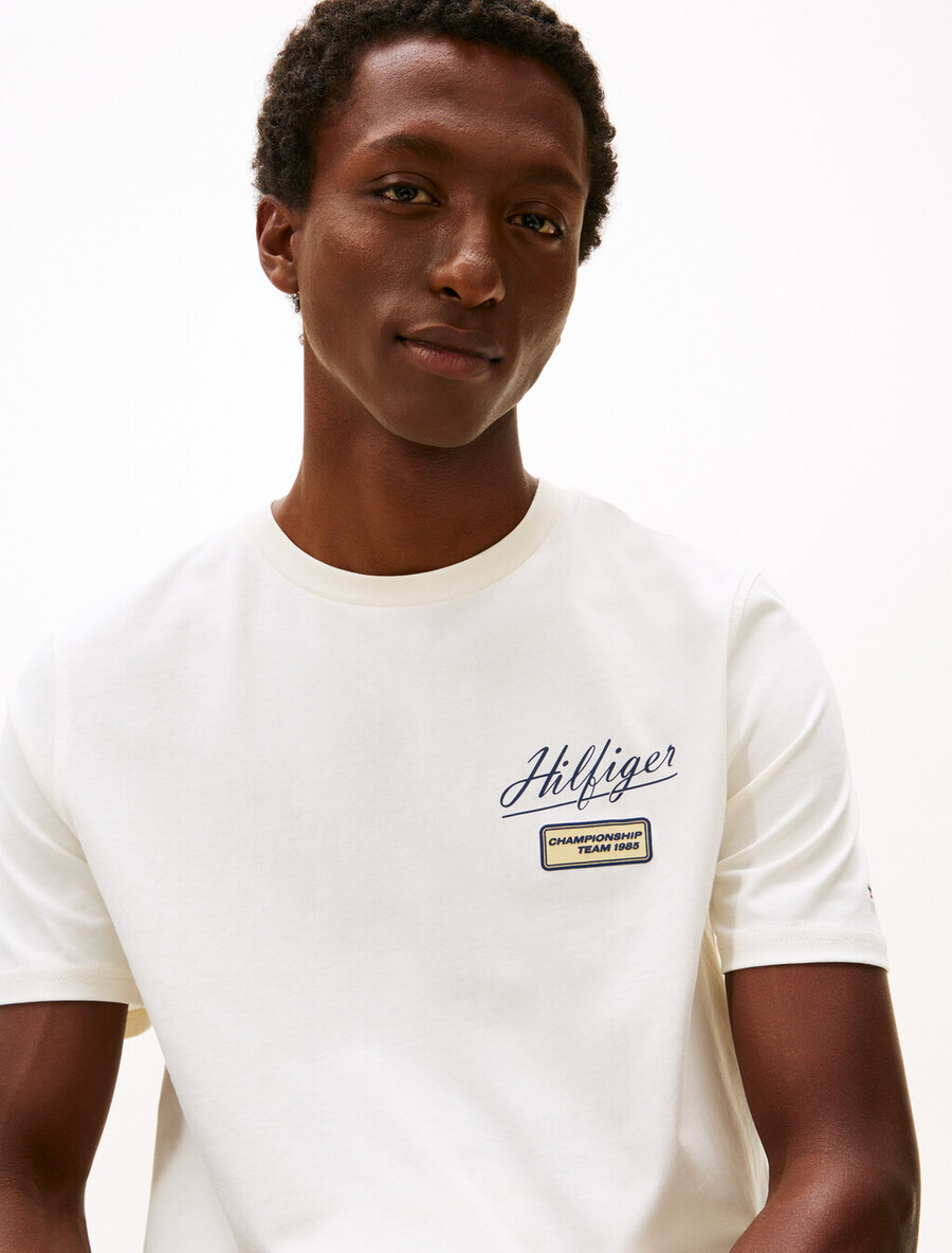 t-shirt girocollo con logo testurizzato