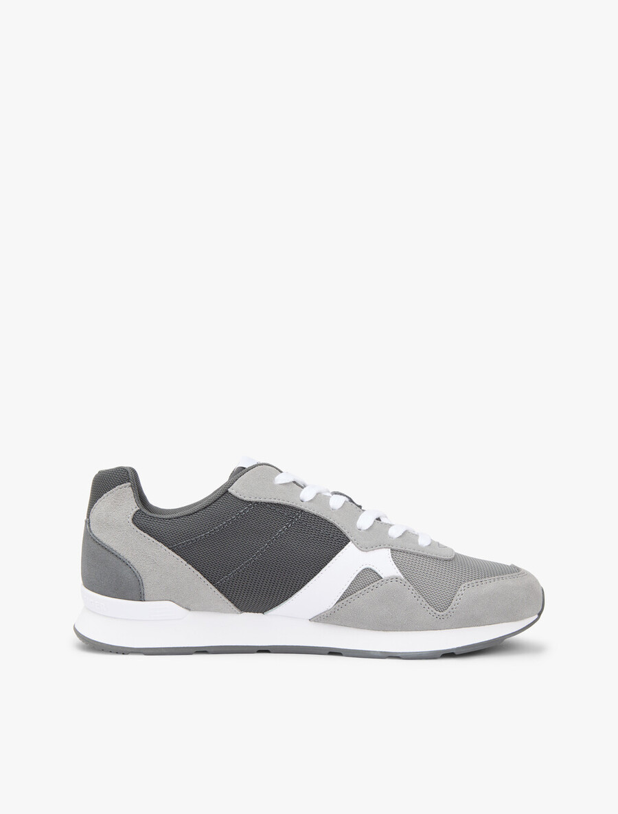 sneakers in pelle scamosciata con texture mista