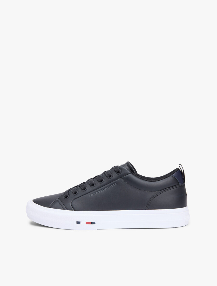 sneakers in pelle con intersuola a contrasto e stampa goffrata